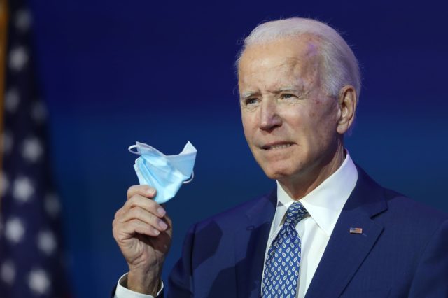 Knallhard beskjed fra Biden Bær maske eller vaksiner deg.